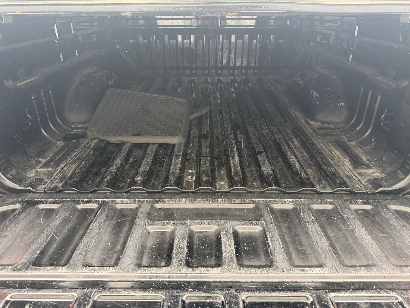 Thumbnail: 2022 Chevrolet Colorado - 7