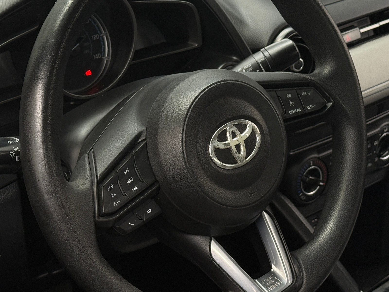 Thumbnail: 2019 Toyota Yaris - 5