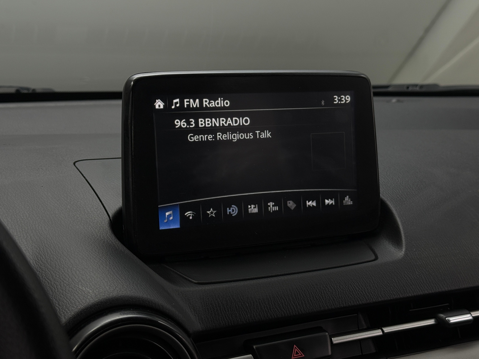 Thumbnail: 2019 Toyota Yaris - 4