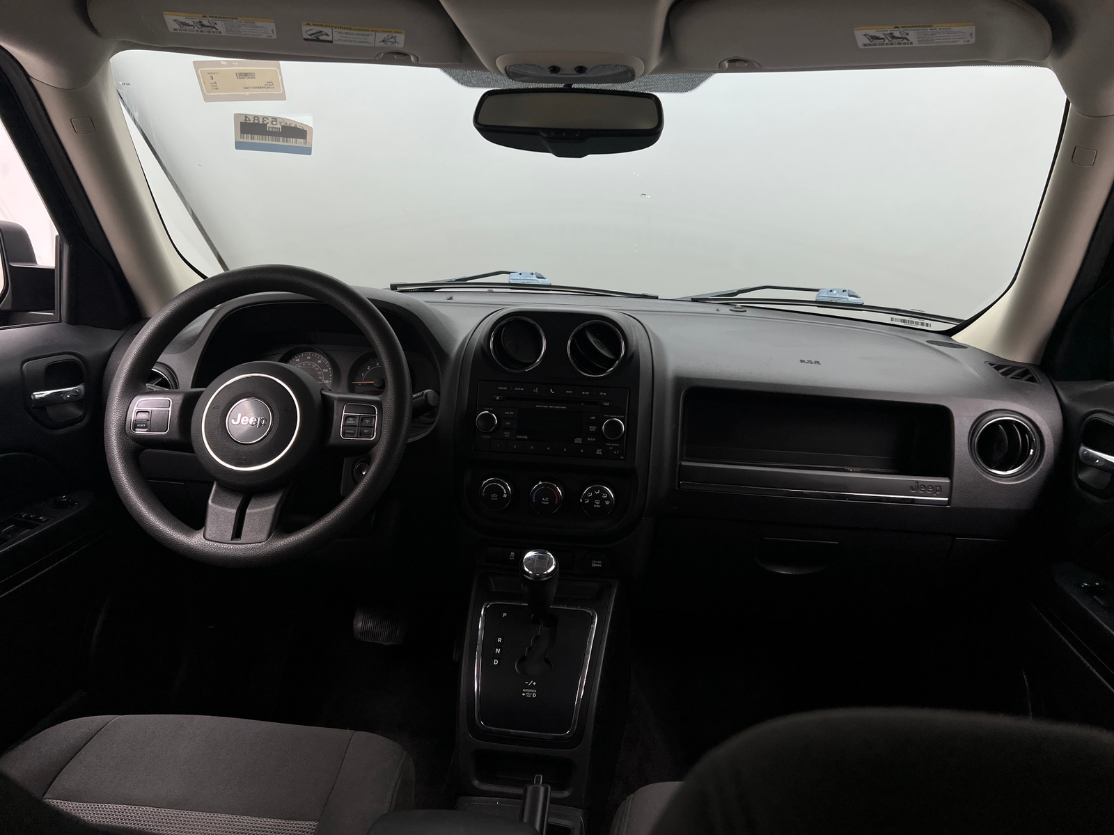 Thumbnail: 2017 Jeep Patriot - 3