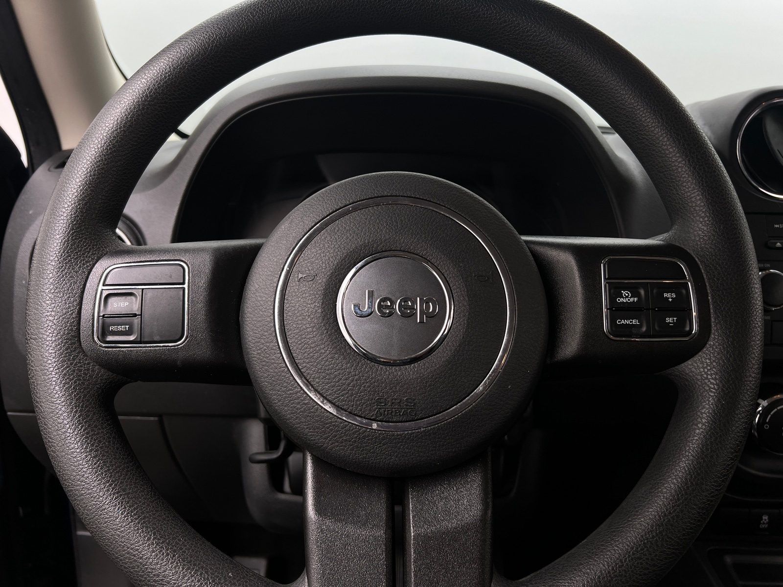 Thumbnail: 2017 Jeep Patriot - 5