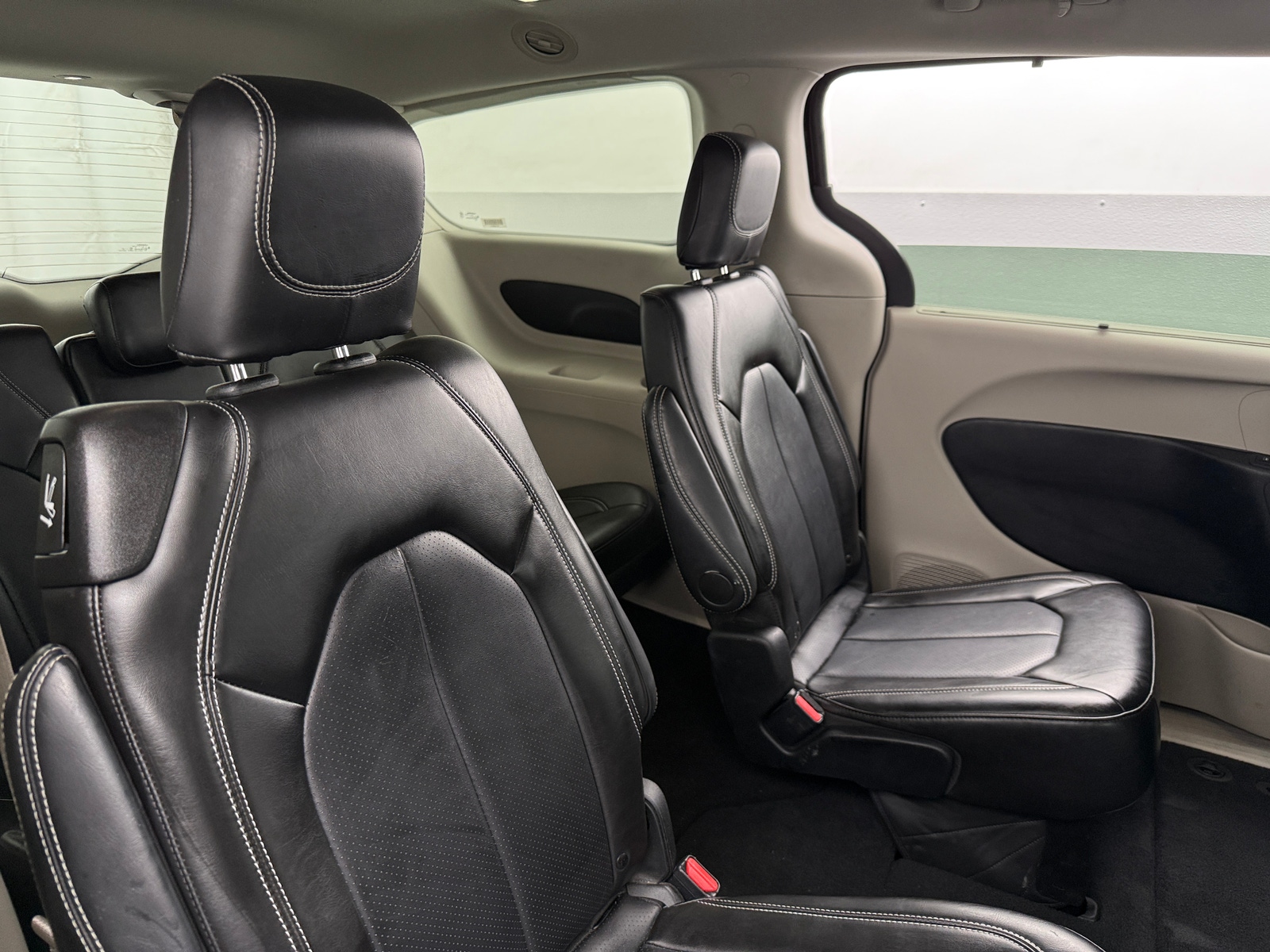 Thumbnail: 2024 Chrysler Pacifica - 5