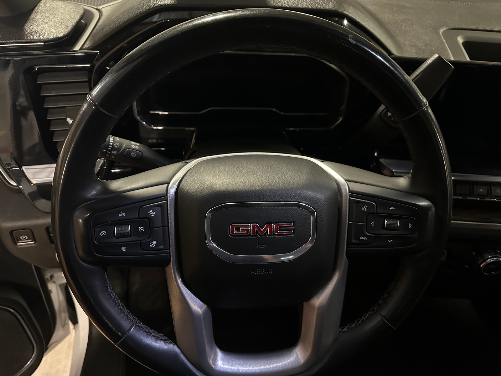 Thumbnail: 2023 GMC Sierra 1500 - 5