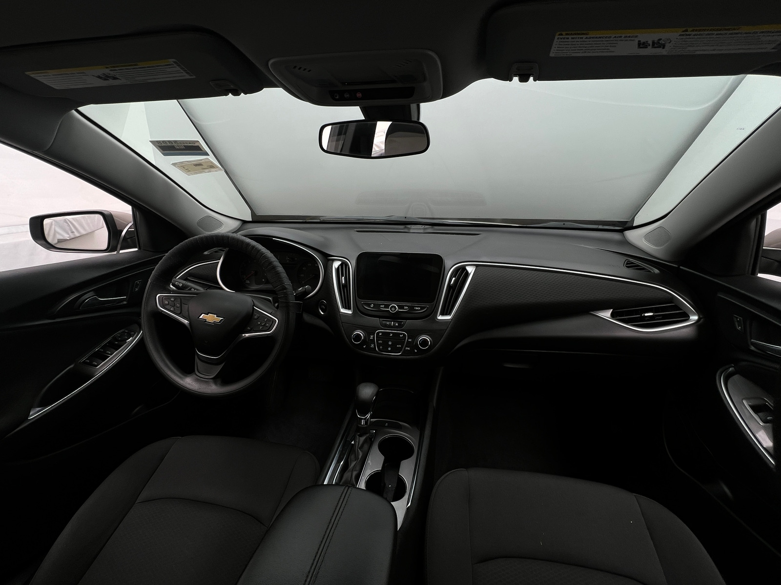 Thumbnail: 2022 Chevrolet Malibu - 3