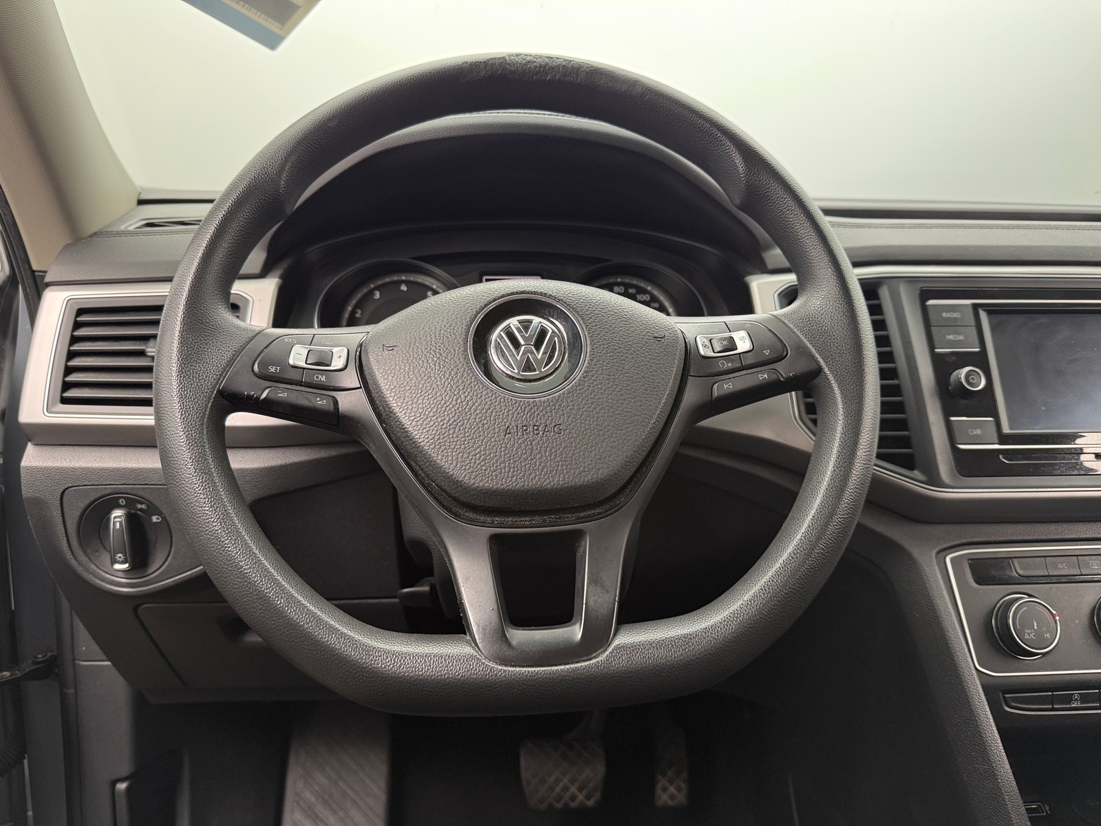 Thumbnail: 2018 Volkswagen Atlas - 5