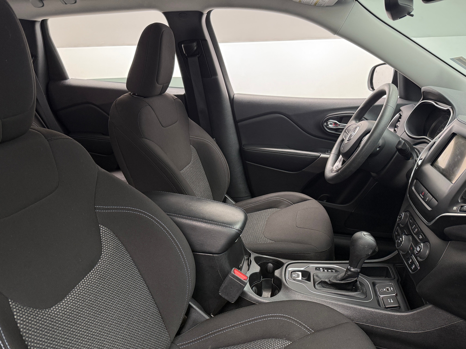 Thumbnail: 2021 Jeep Cherokee - 2