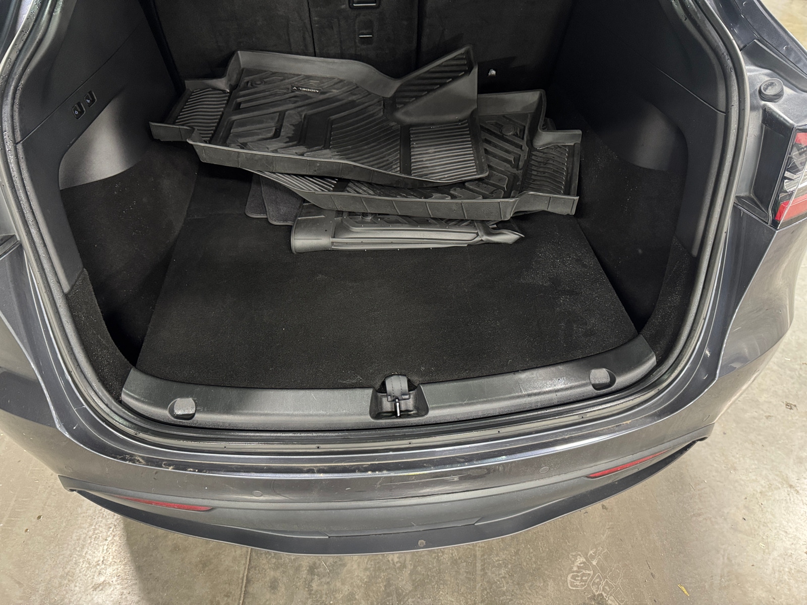 Thumbnail: 2022 Tesla Model Y - 6