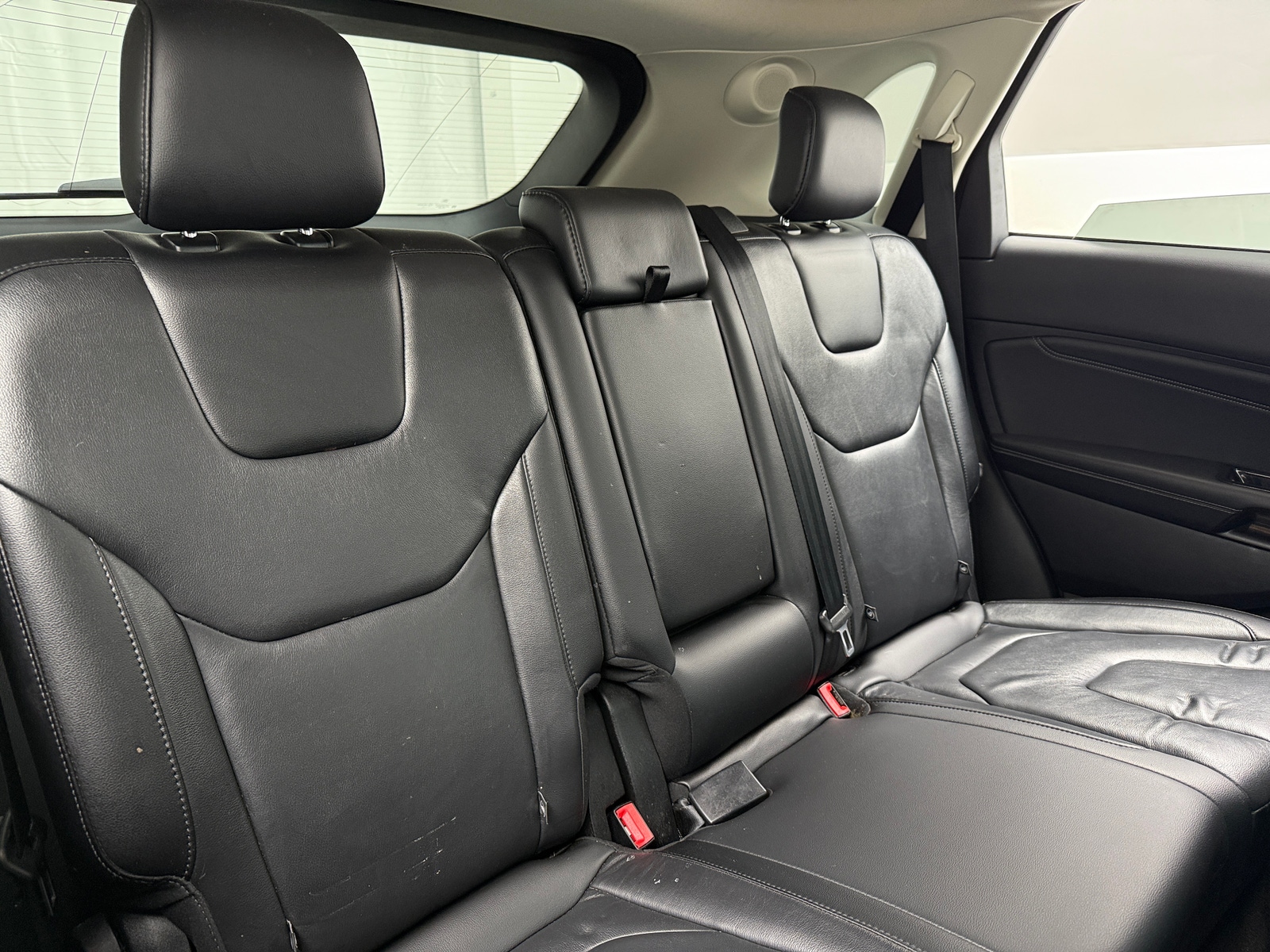 Thumbnail: 2019 Ford Edge - 5