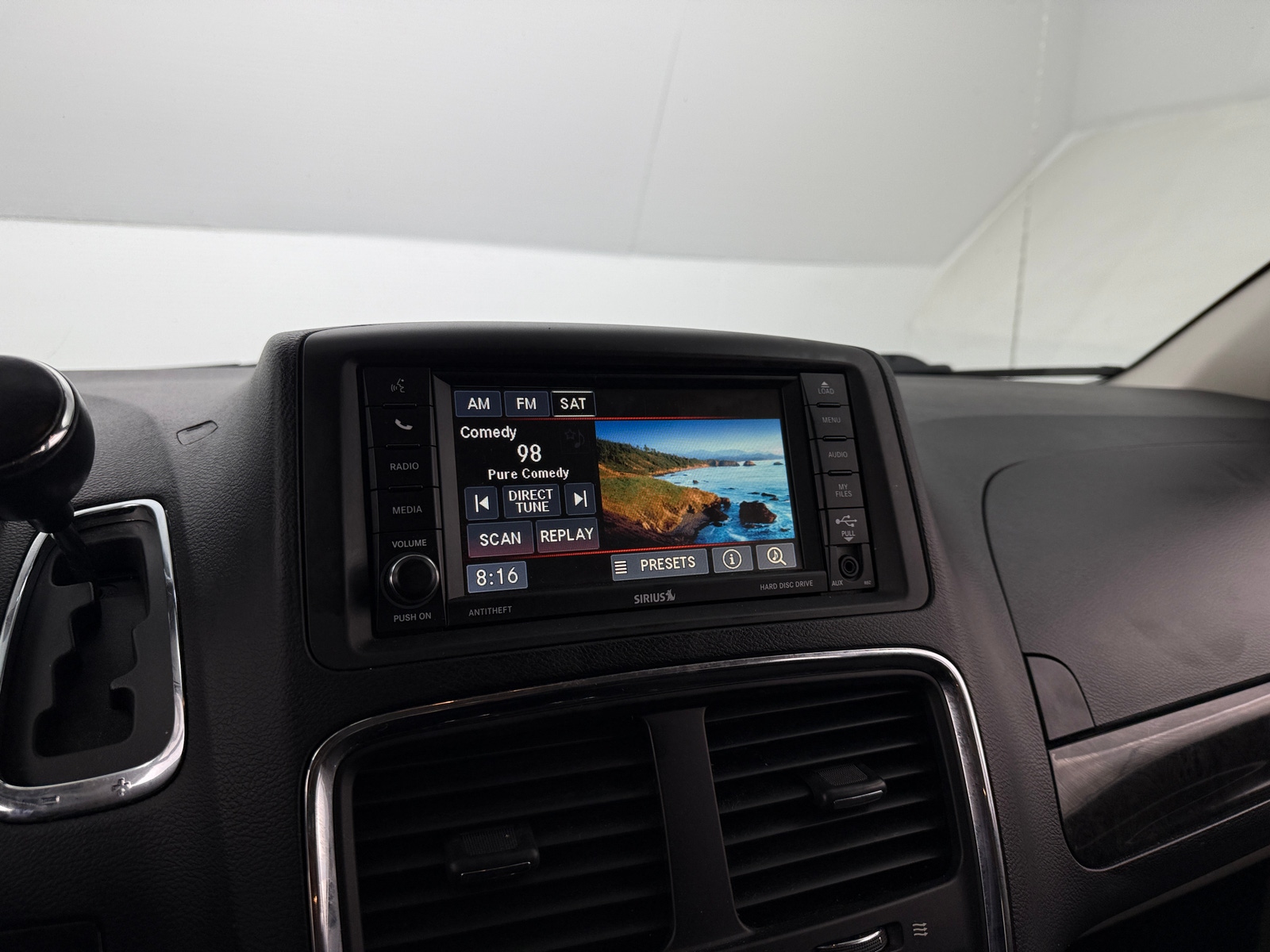 Thumbnail: 2017 Dodge Grand Caravan - 4