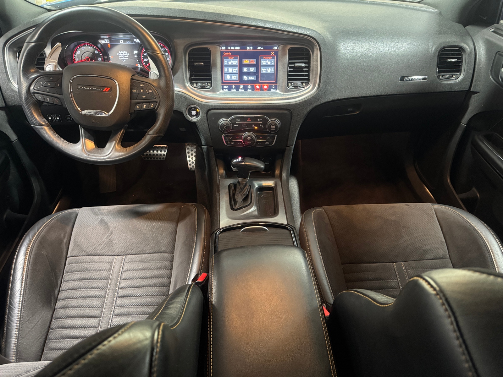 Thumbnail: 2018 Dodge Charger - 2