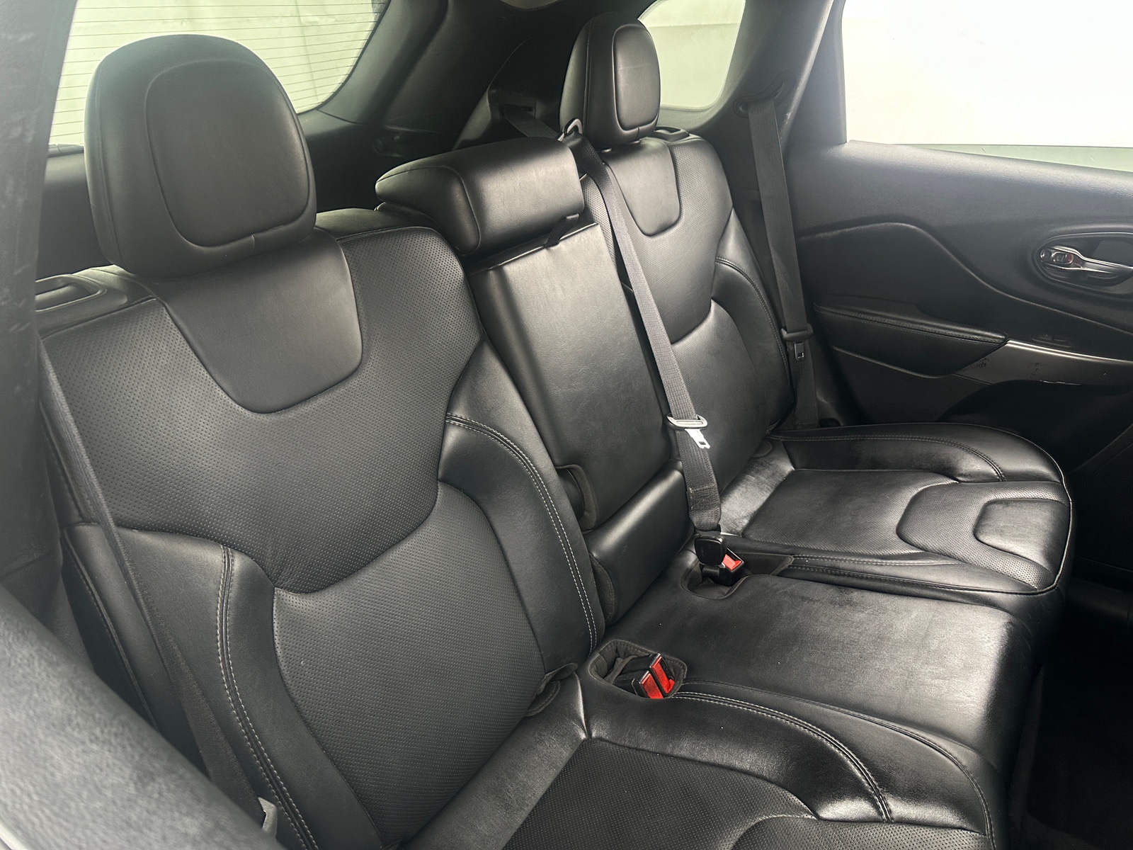 Thumbnail: 2022 Jeep Cherokee - 5