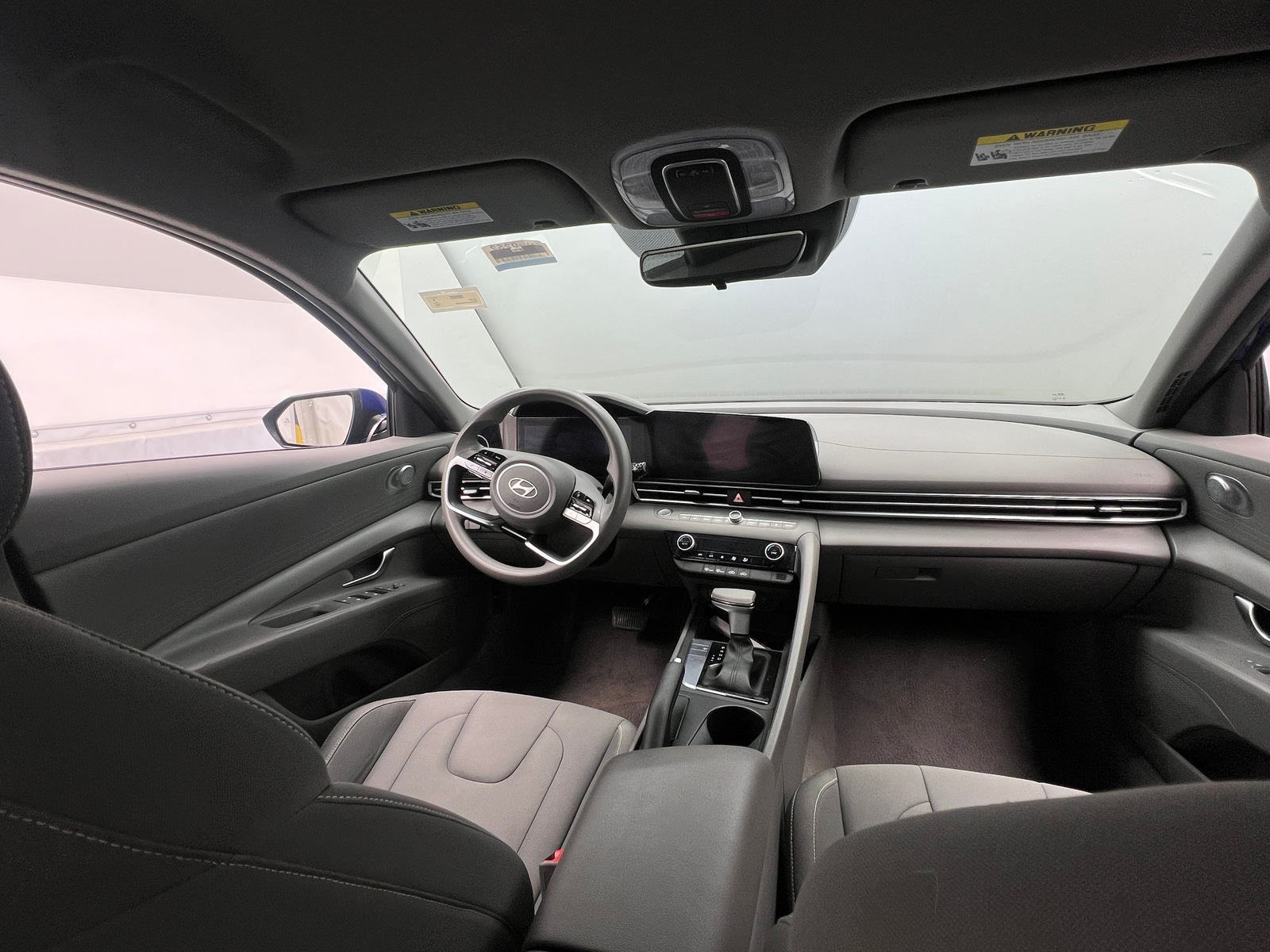 Thumbnail: 2024 Hyundai Elantra - 3