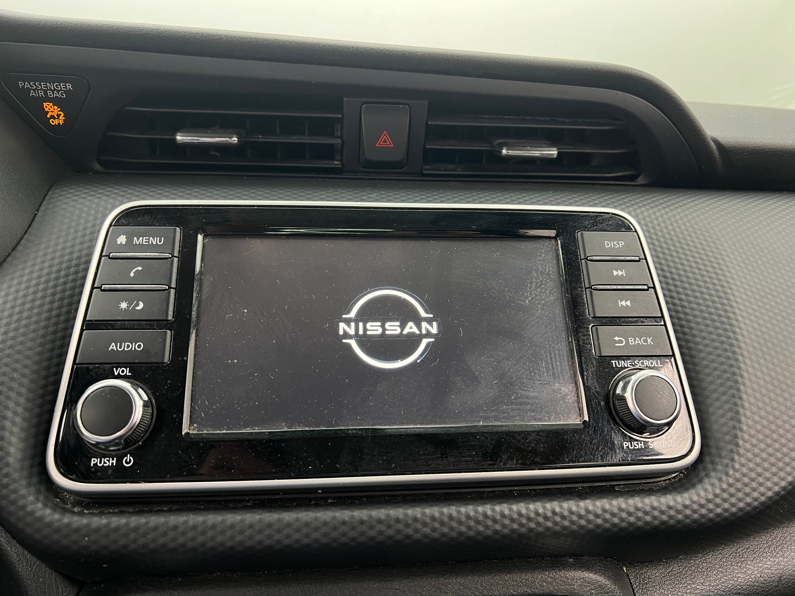 Thumbnail: 2023 Nissan Kicks - 4