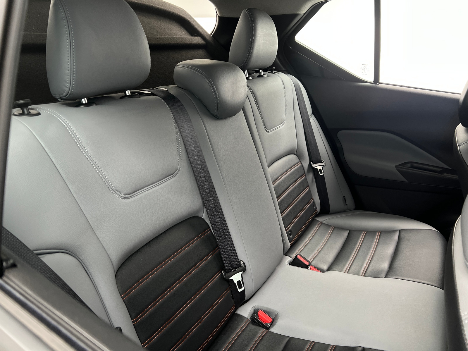 Thumbnail: 2021 Nissan Kicks - 6