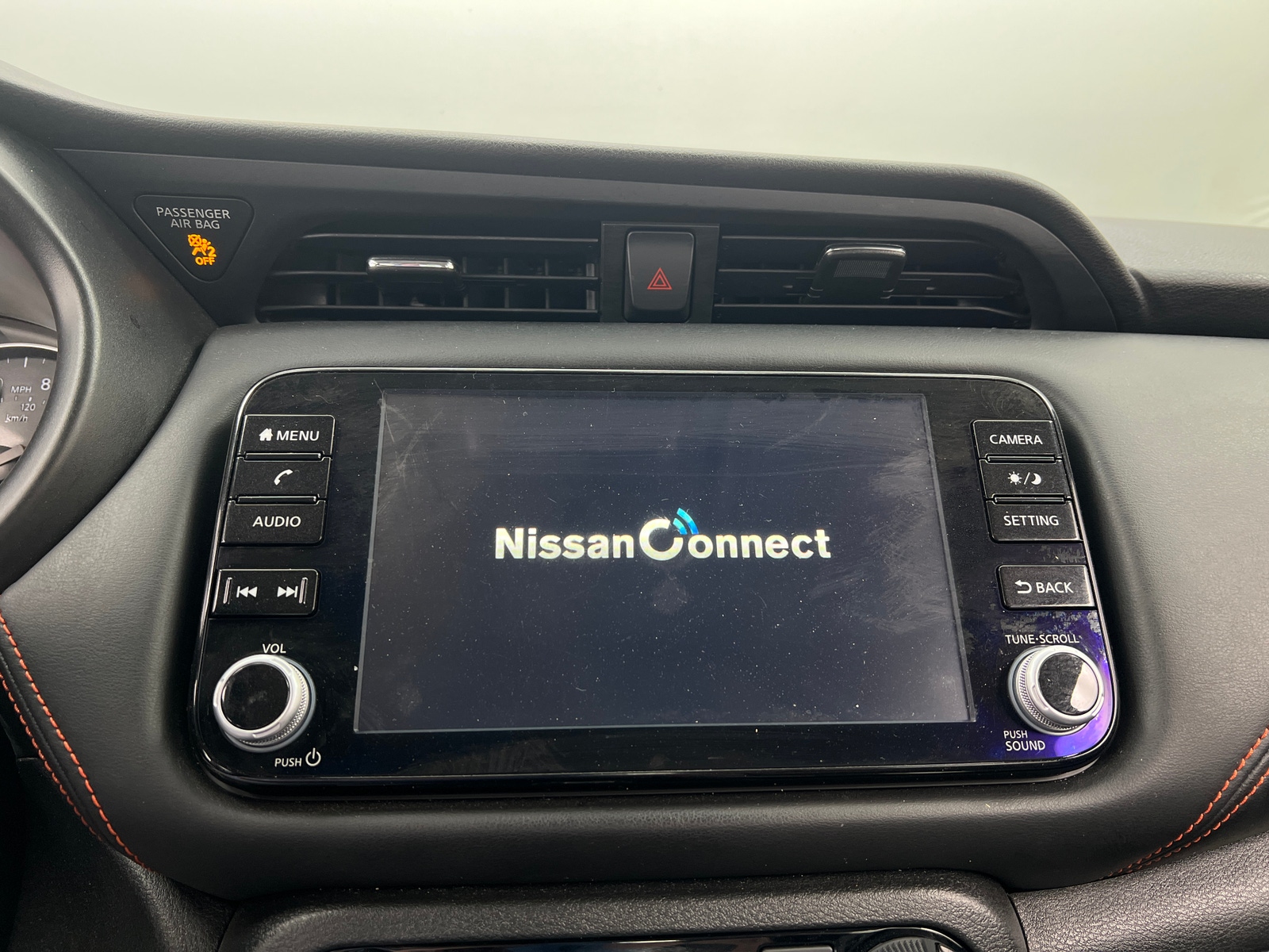 Thumbnail: 2021 Nissan Kicks - 4