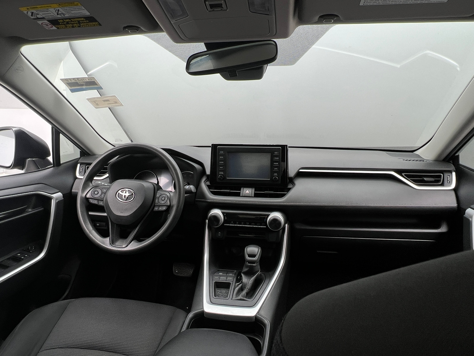 Thumbnail: 2019 Toyota RAV4 - 3