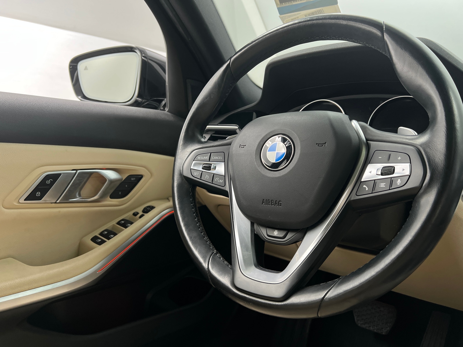 Thumbnail: 2020 BMW 3 Series - 4