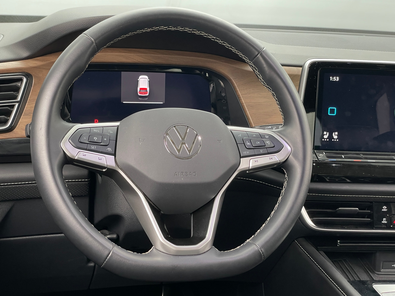 Thumbnail: 2025 Volkswagen Atlas - 4