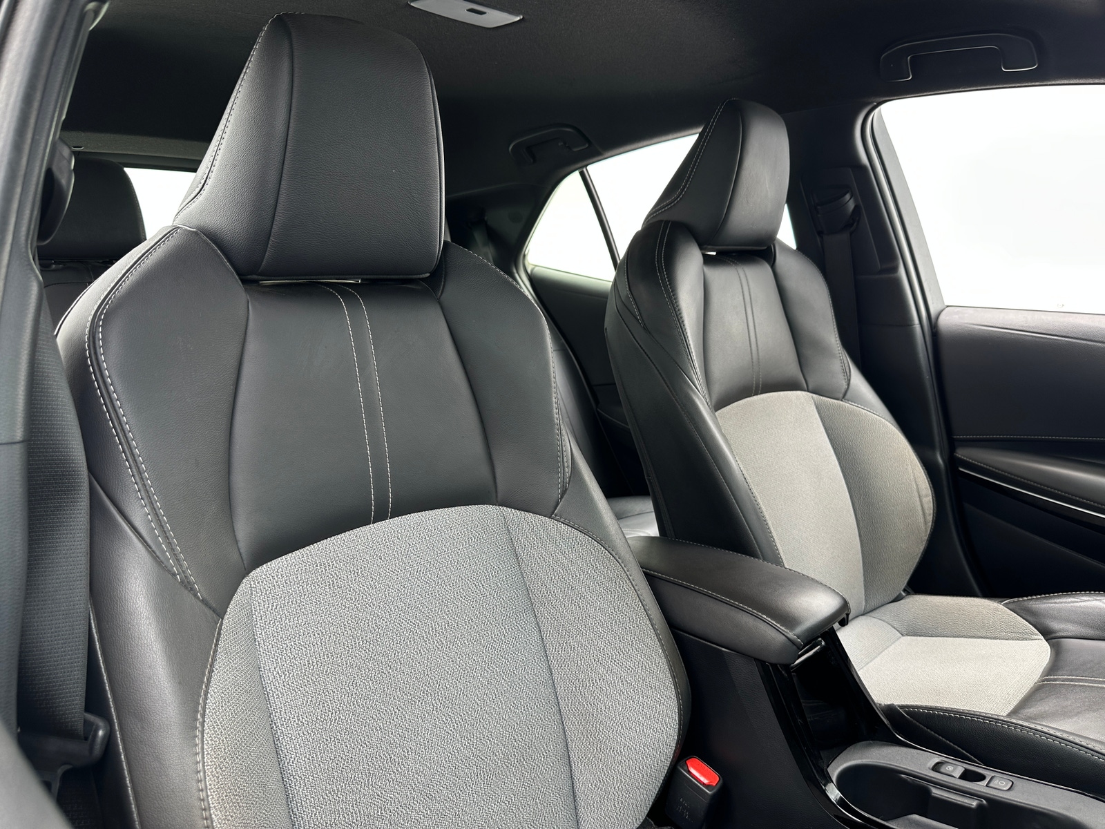 Thumbnail: 2024 Toyota Corolla - 2