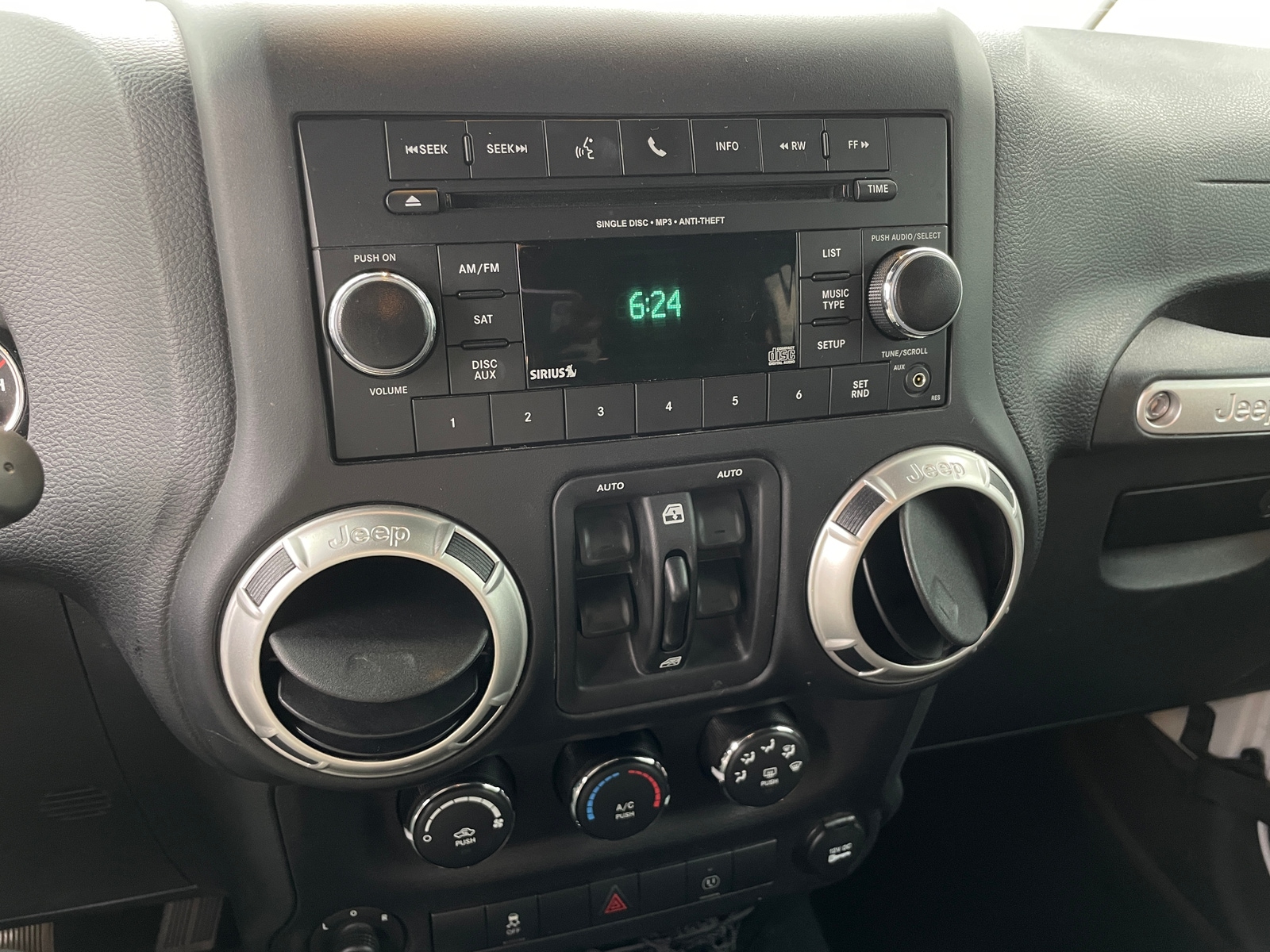 Thumbnail: 2017 Jeep Wrangler - 4