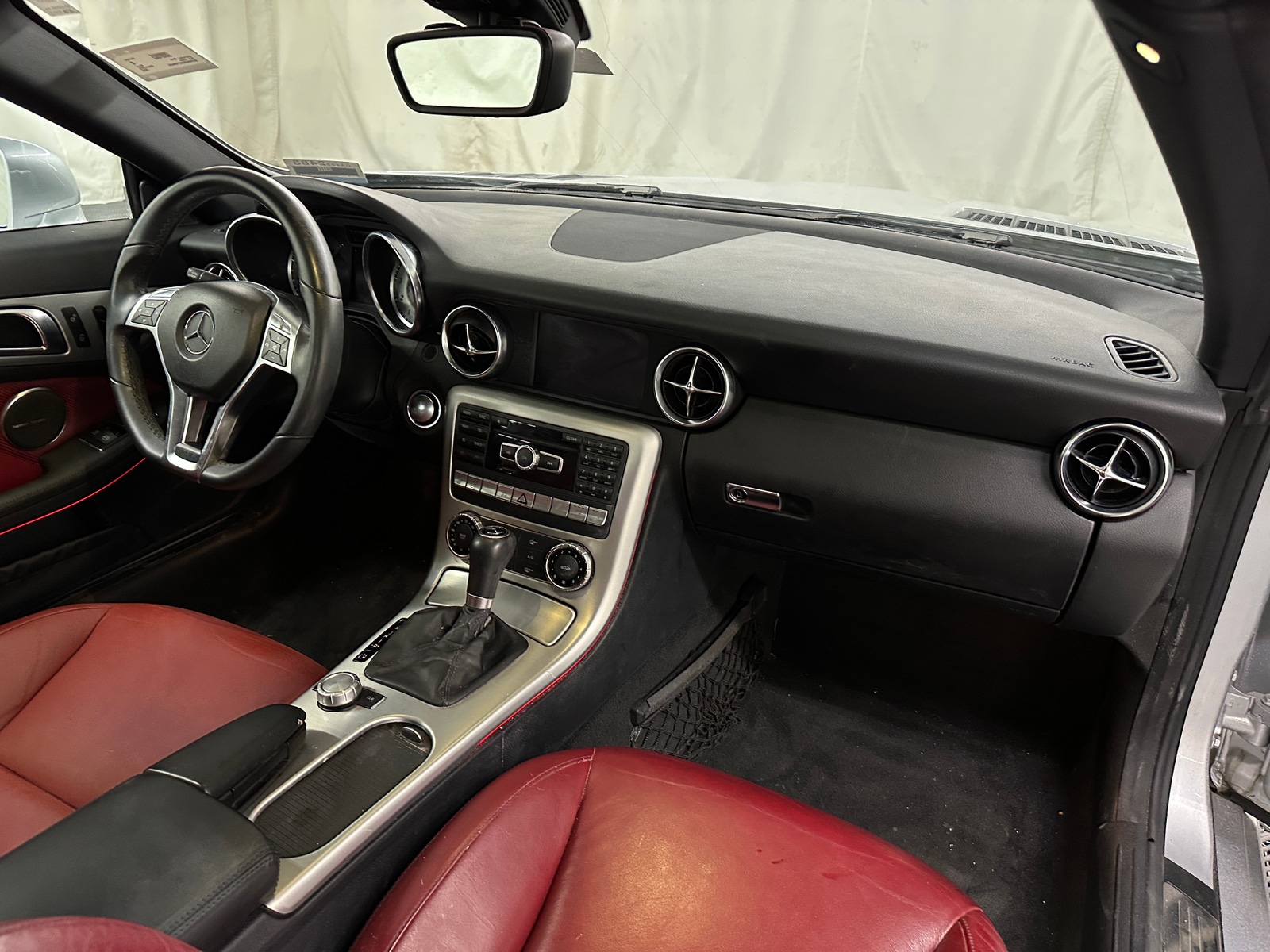 Thumbnail: 2012 Mercedes-Benz SLK - 2