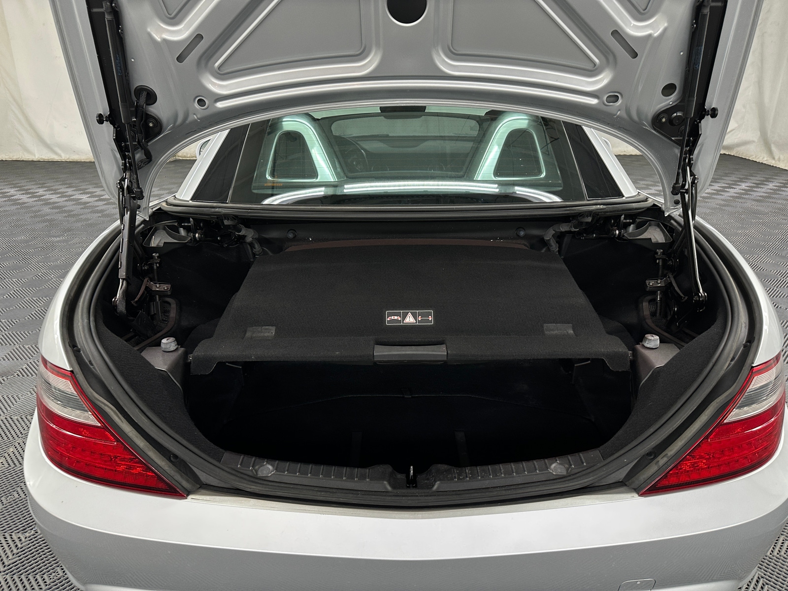 Thumbnail: 2012 Mercedes-Benz SLK - 5