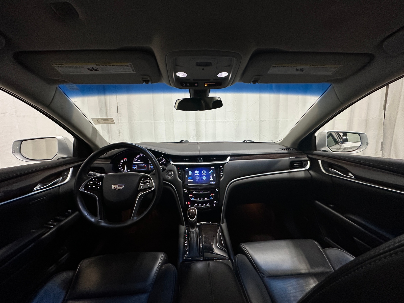 Thumbnail: 2017 Cadillac XTS - 2