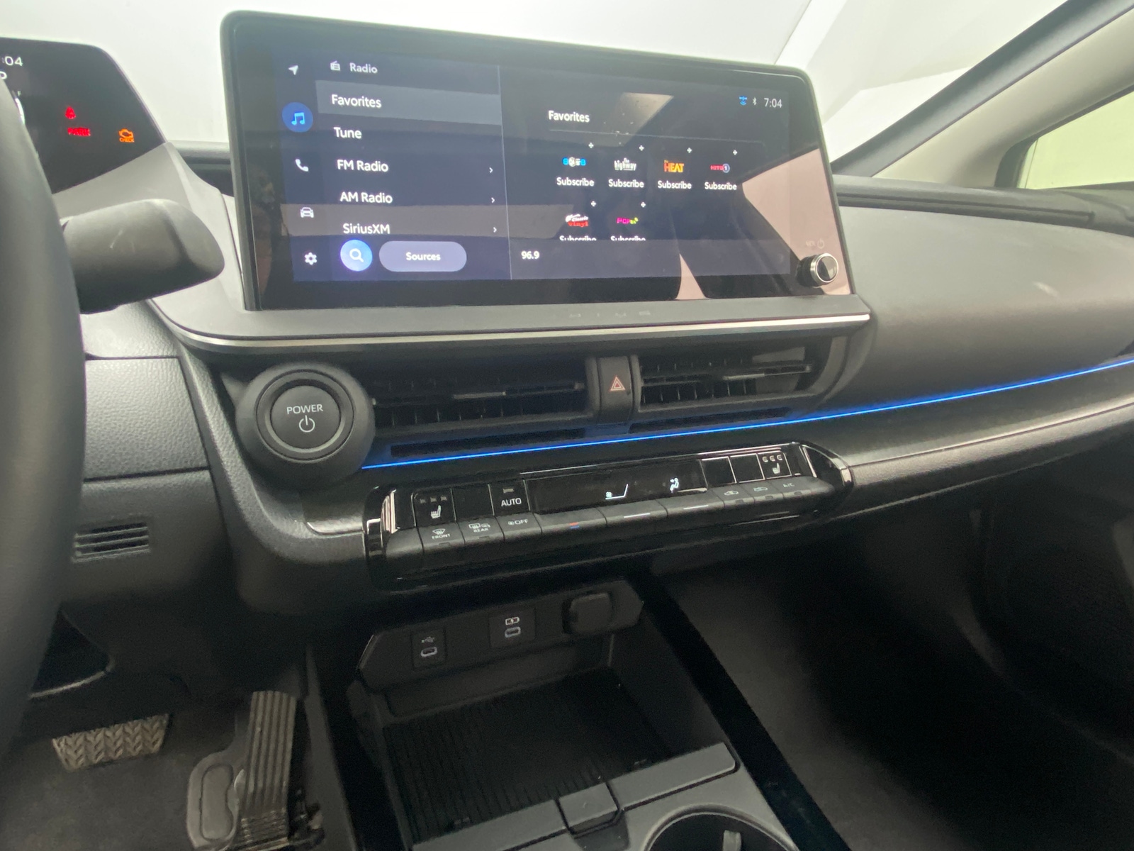 Thumbnail: 2025 Toyota Prius - 4