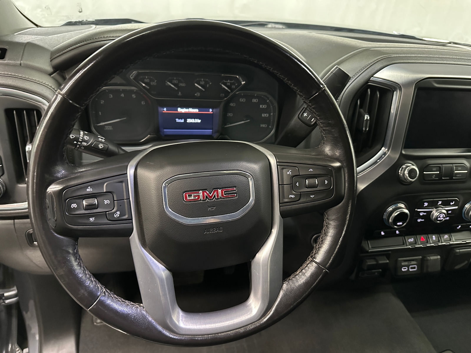 Thumbnail: 2022 GMC Sierra 1500 - 4