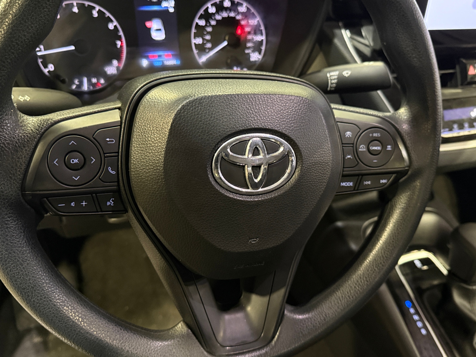 Thumbnail: 2025 Toyota Corolla - 5