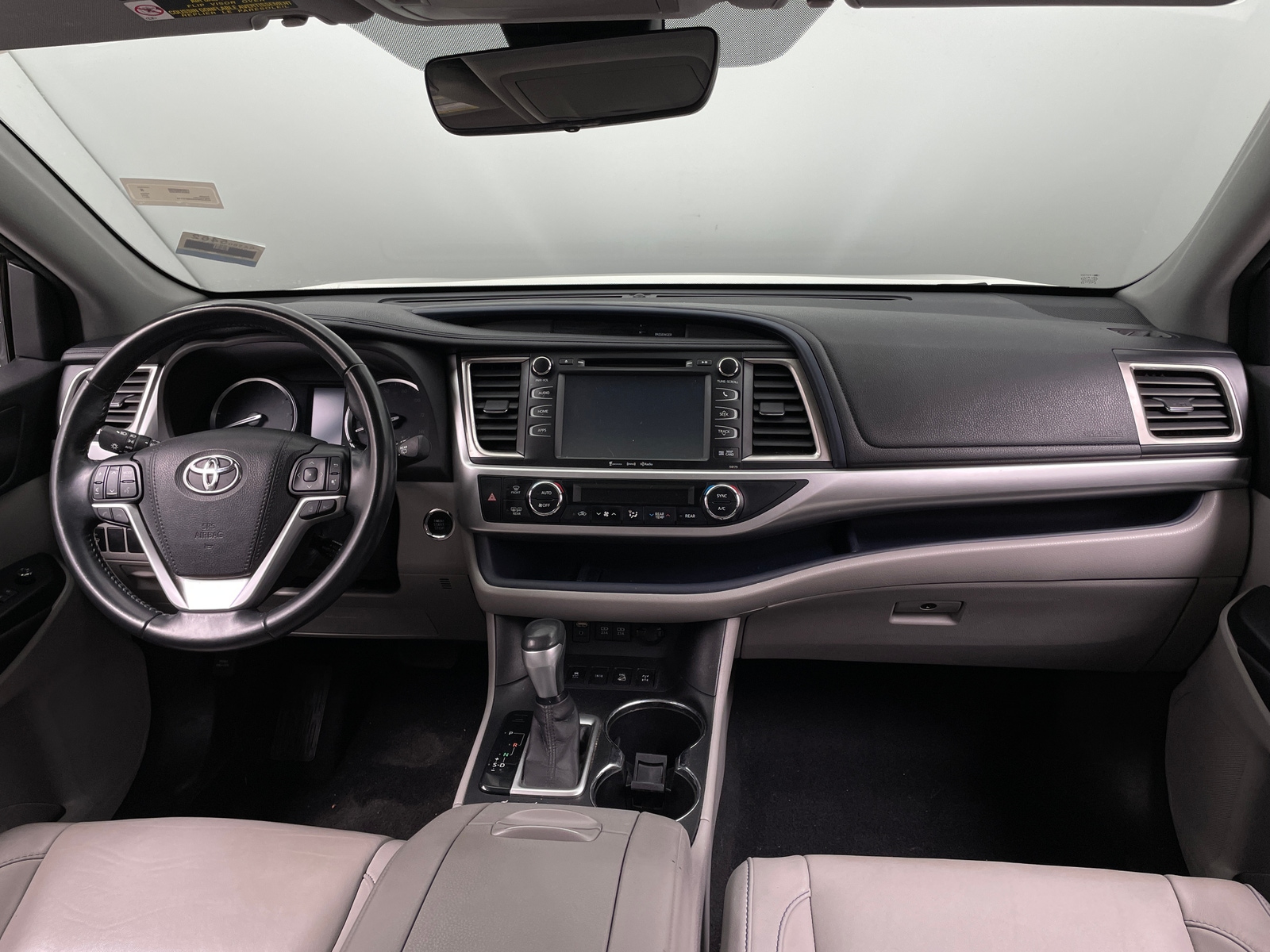 Thumbnail: 2017 Toyota Highlander - 2