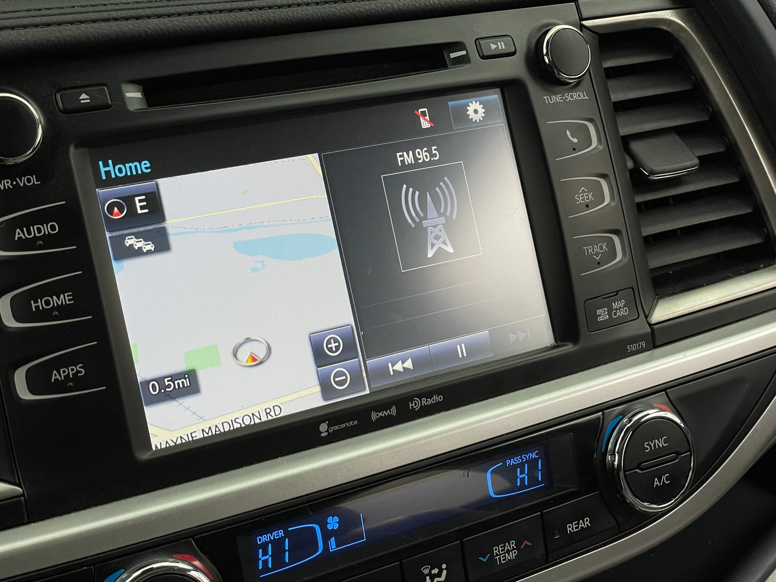 Thumbnail: 2017 Toyota Highlander - 3