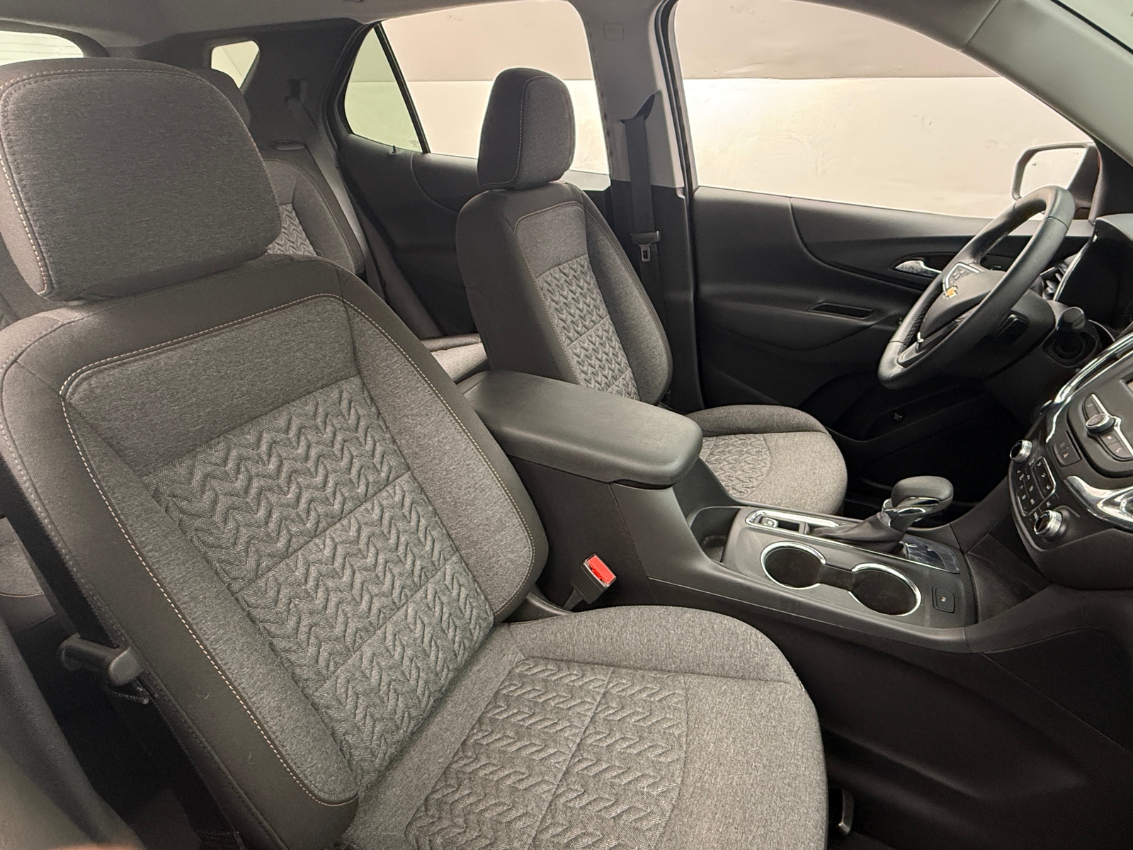 Thumbnail: 2024 Chevrolet Equinox - 2