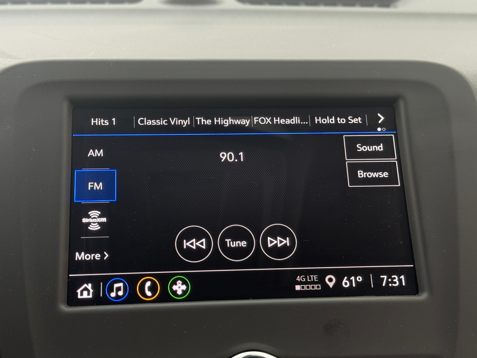 Thumbnail: 2024 Chevrolet Equinox - 4