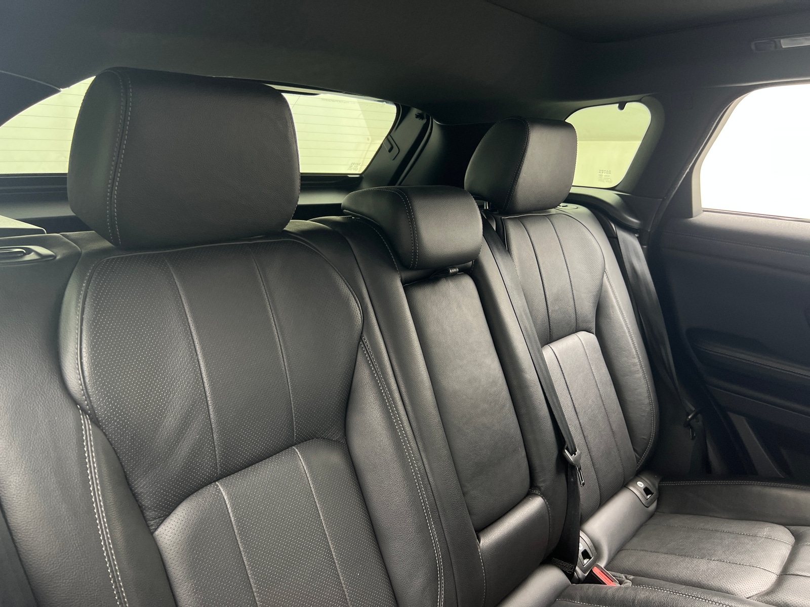 Thumbnail: 2018 Land Rover Range Rover Evoque - 5