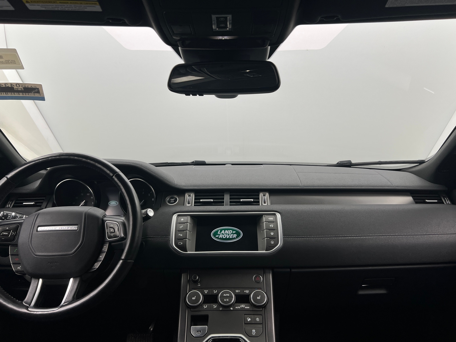 Thumbnail: 2018 Land Rover Range Rover Evoque - 2