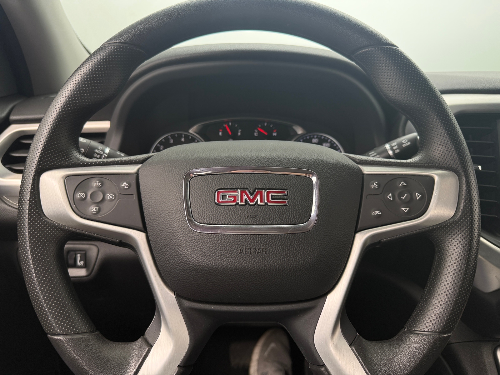 Thumbnail: 2023 GMC Acadia - 5