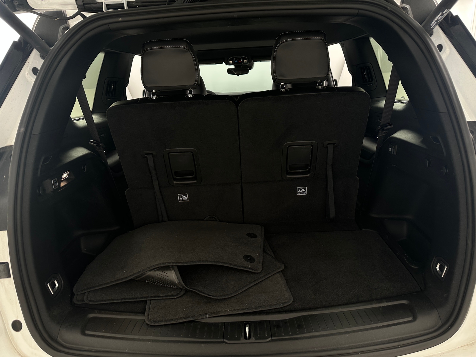 Thumbnail: 2023 Jeep Grand Cherokee L - 6