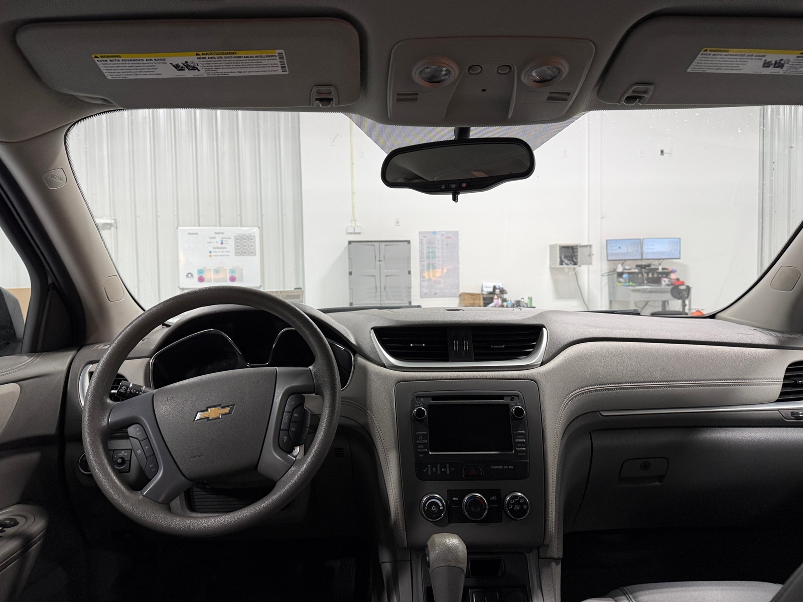 Thumbnail: 2017 Chevrolet Traverse - 3