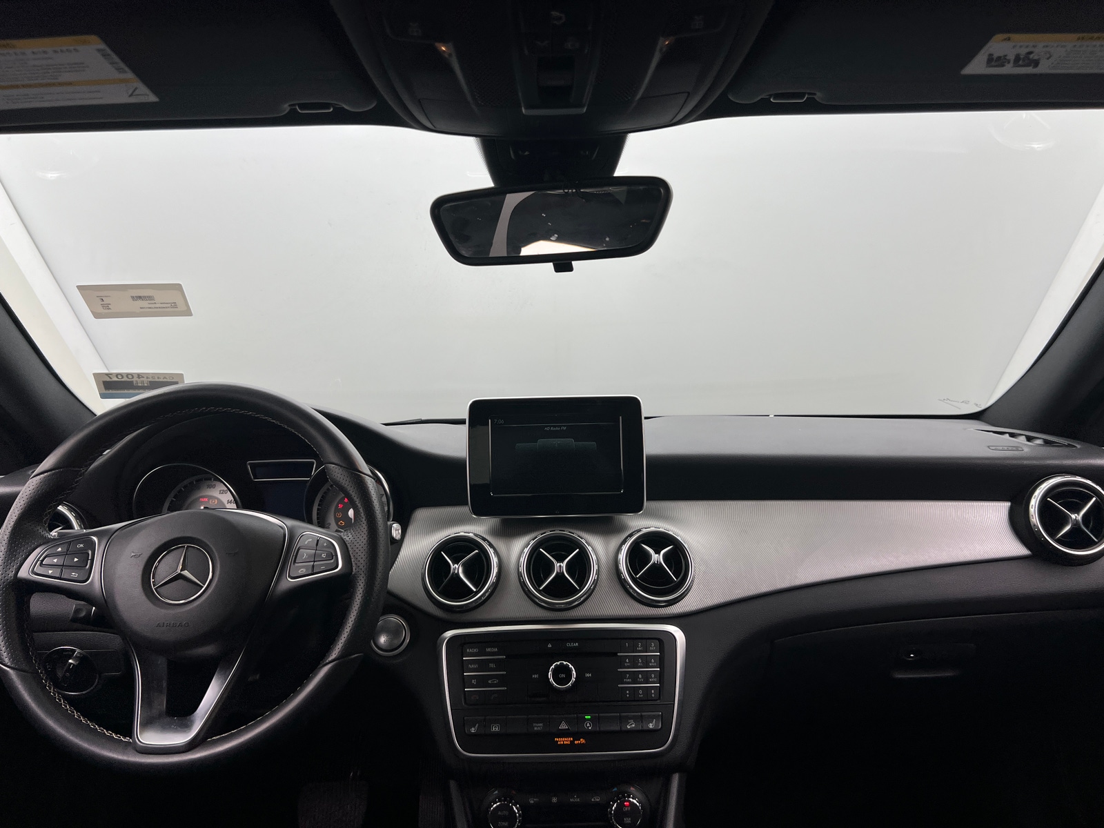 Thumbnail: 2017 Mercedes-Benz GLA - 2