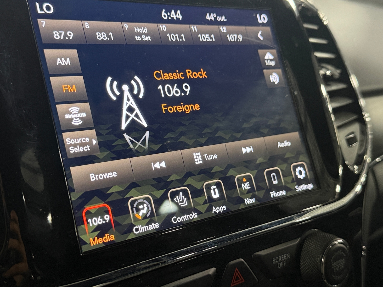 Thumbnail: 2021 Jeep Grand Cherokee - 3