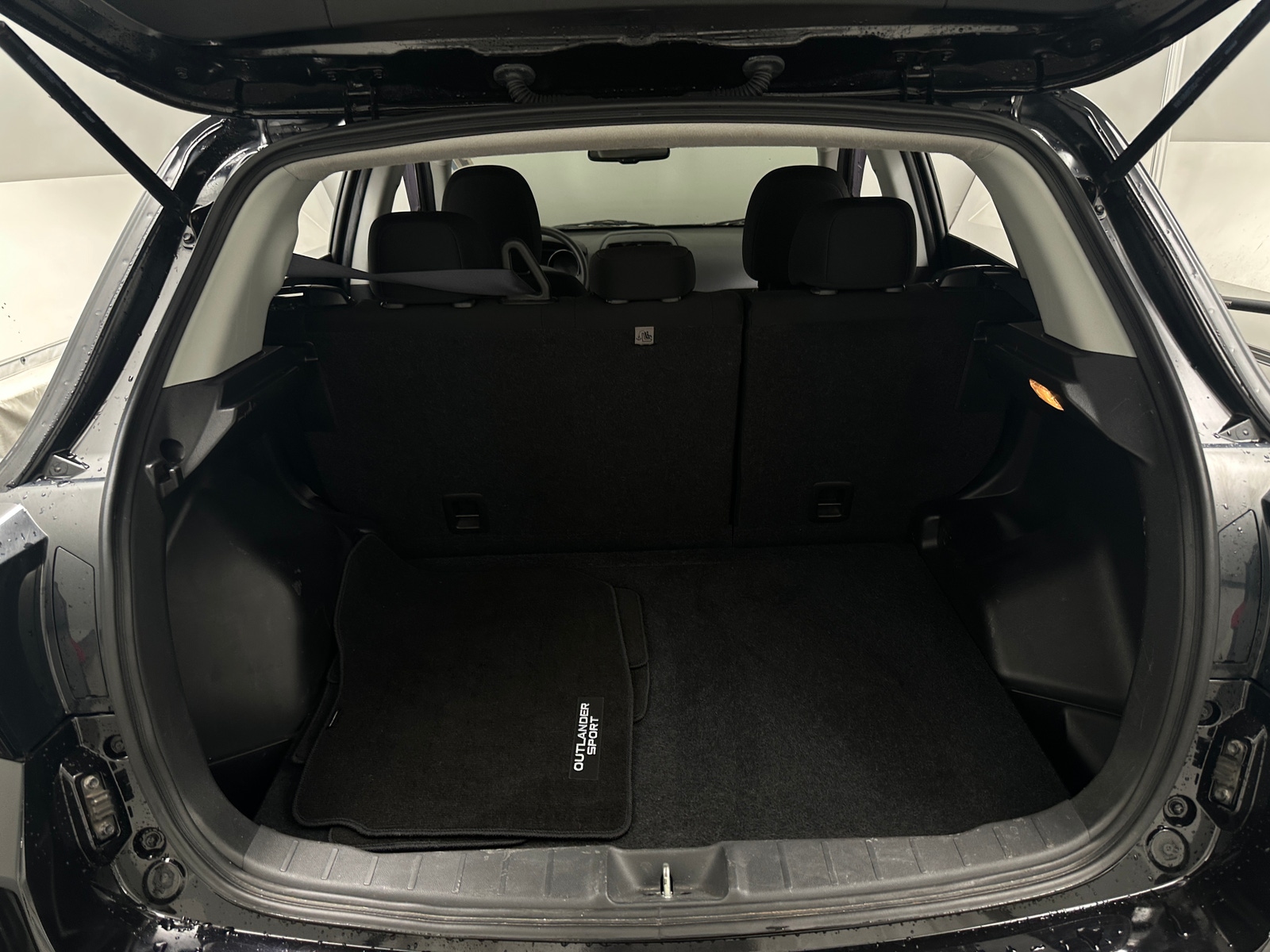 Thumbnail: 2021 Mitsubishi Outlander Sport - 7