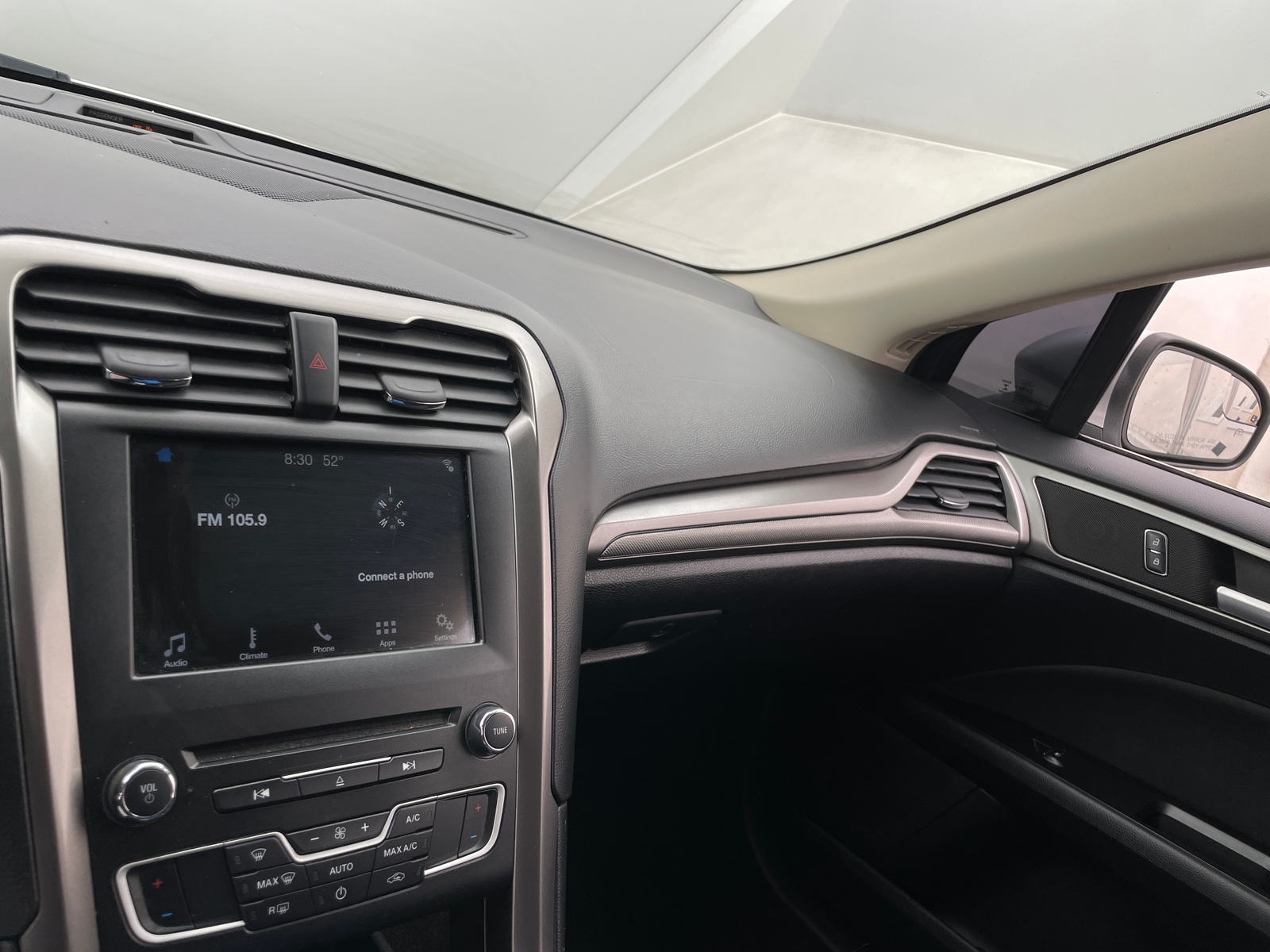 Thumbnail: 2017 Ford Fusion - 4