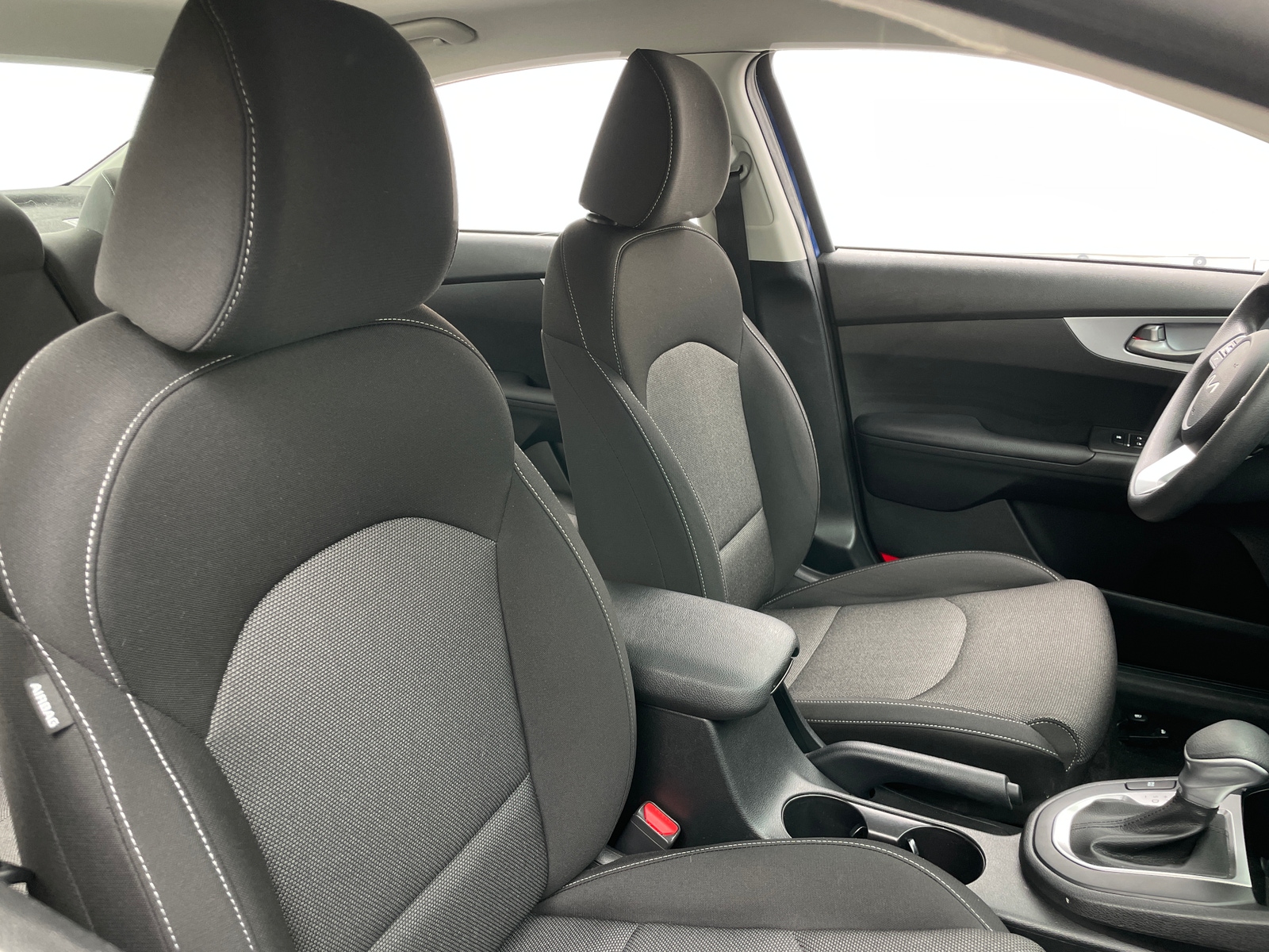 Thumbnail: 2022 Kia Forte - 2