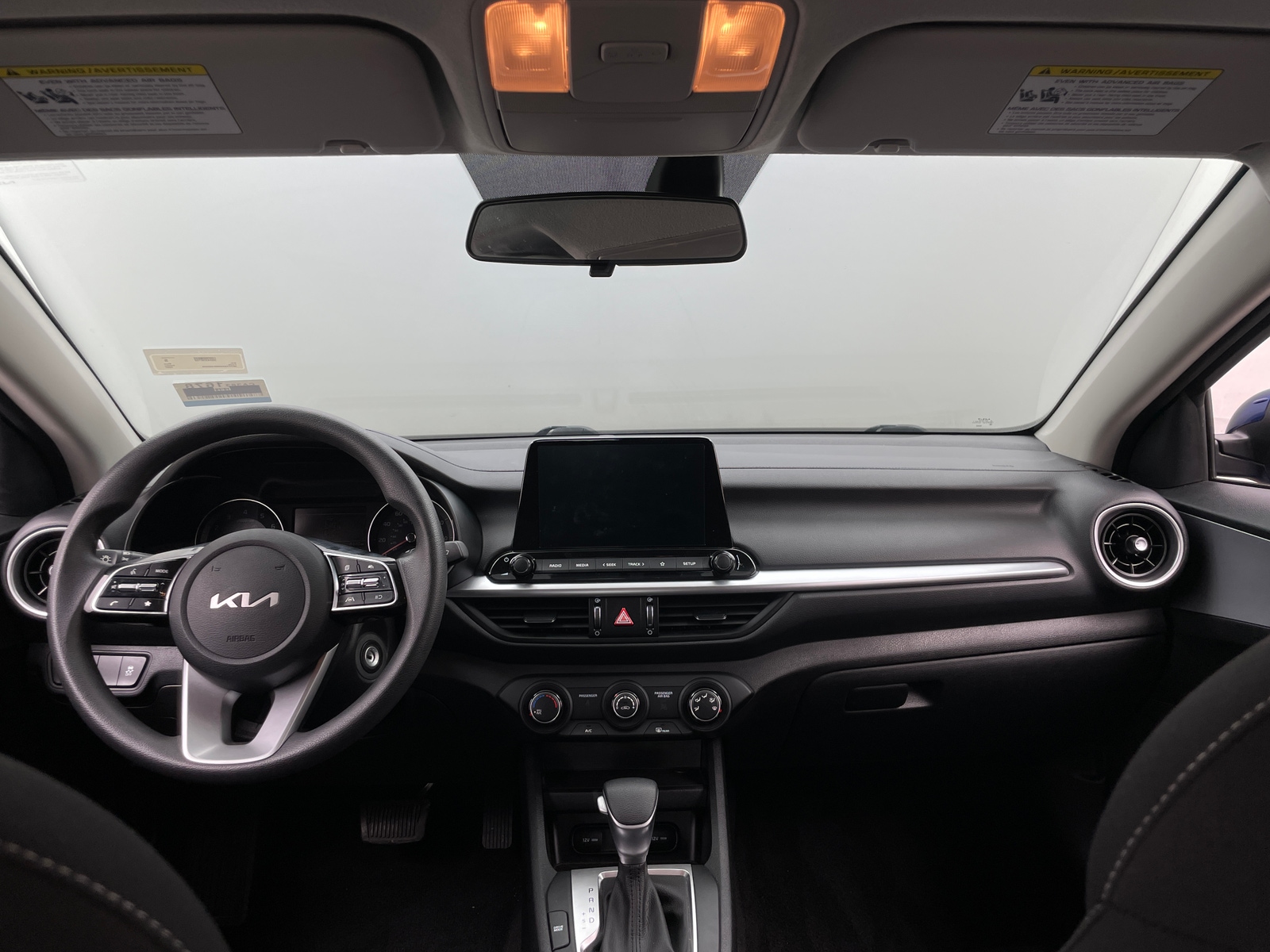 Thumbnail: 2022 Kia Forte - 3