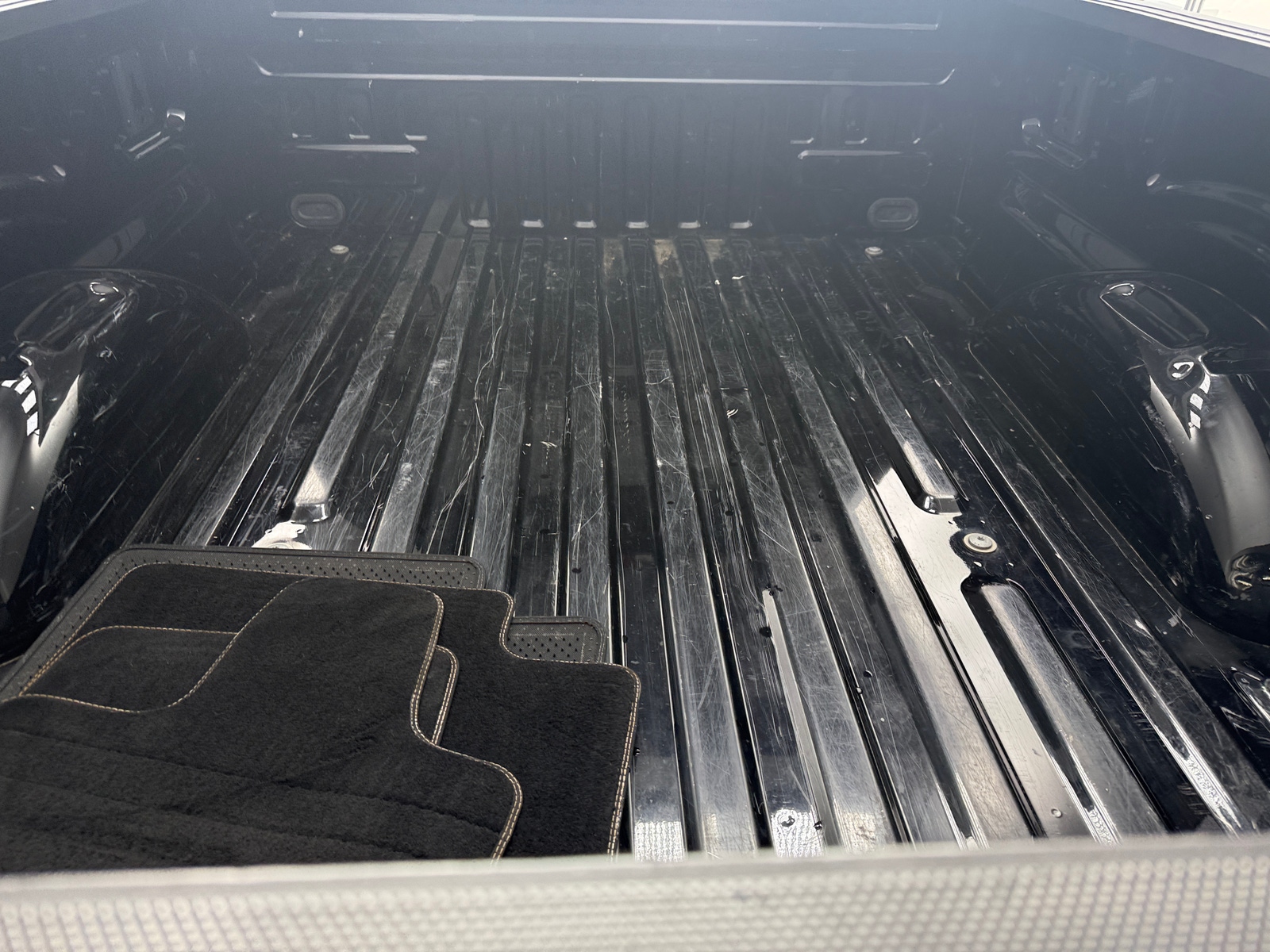 Thumbnail: 2022 Ford Econoline - 6