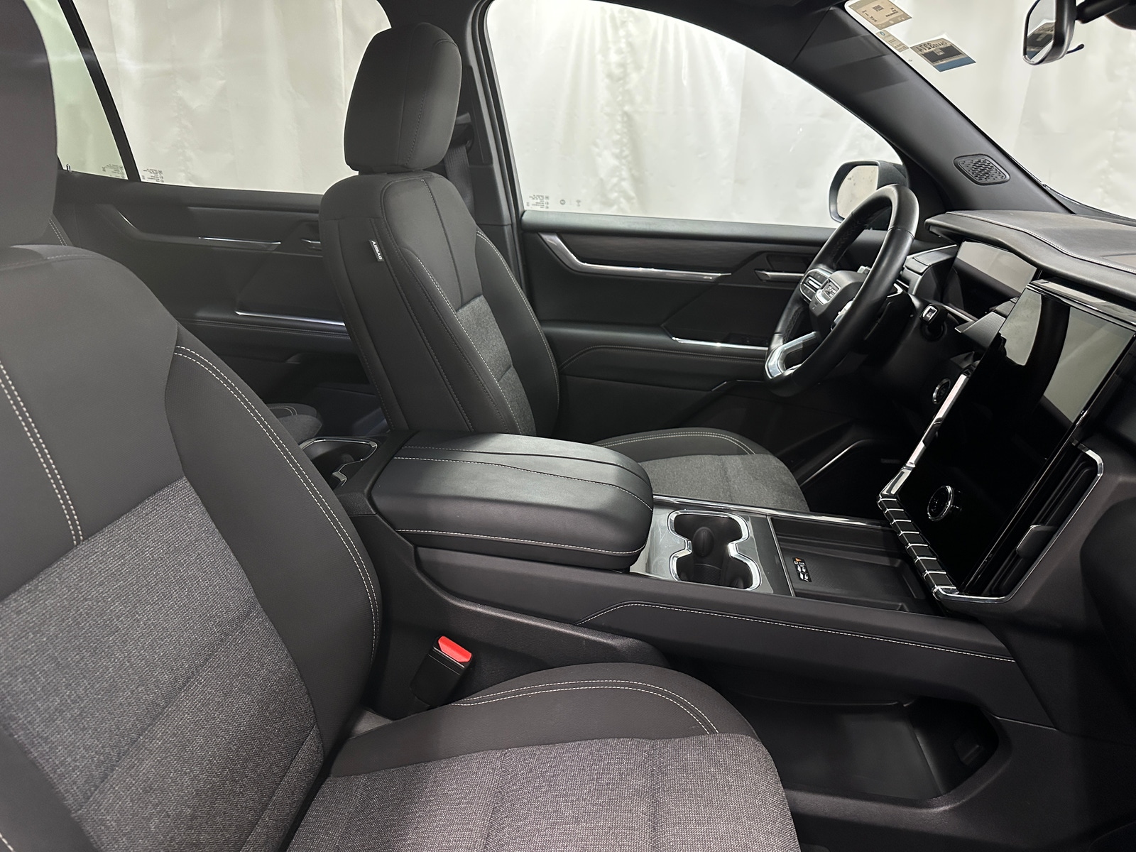 Thumbnail: 2025 GMC Acadia - 2