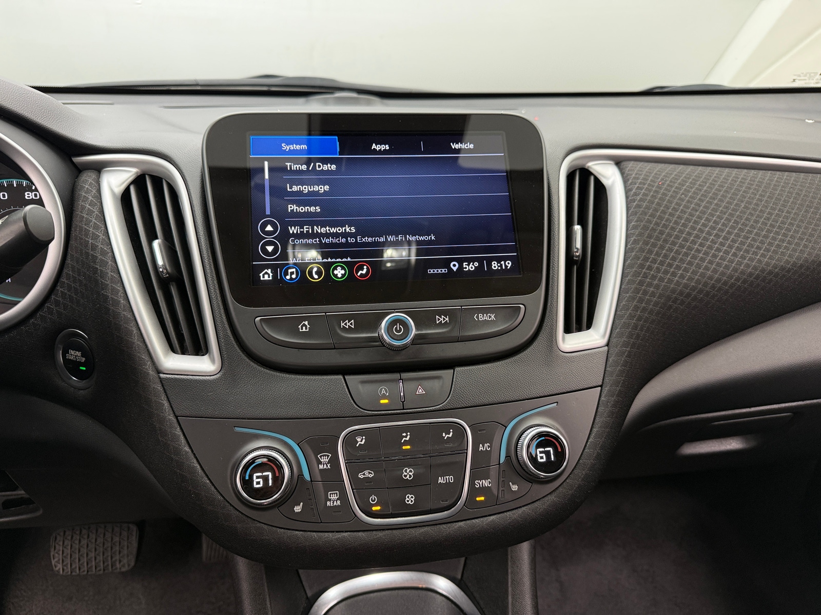 Thumbnail: 2024 Chevrolet Malibu - 4