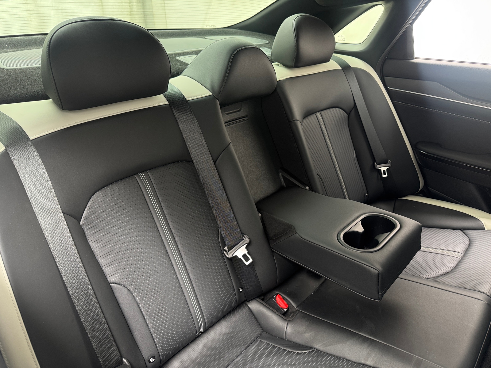 Thumbnail: 2025 Kia K5 - 5