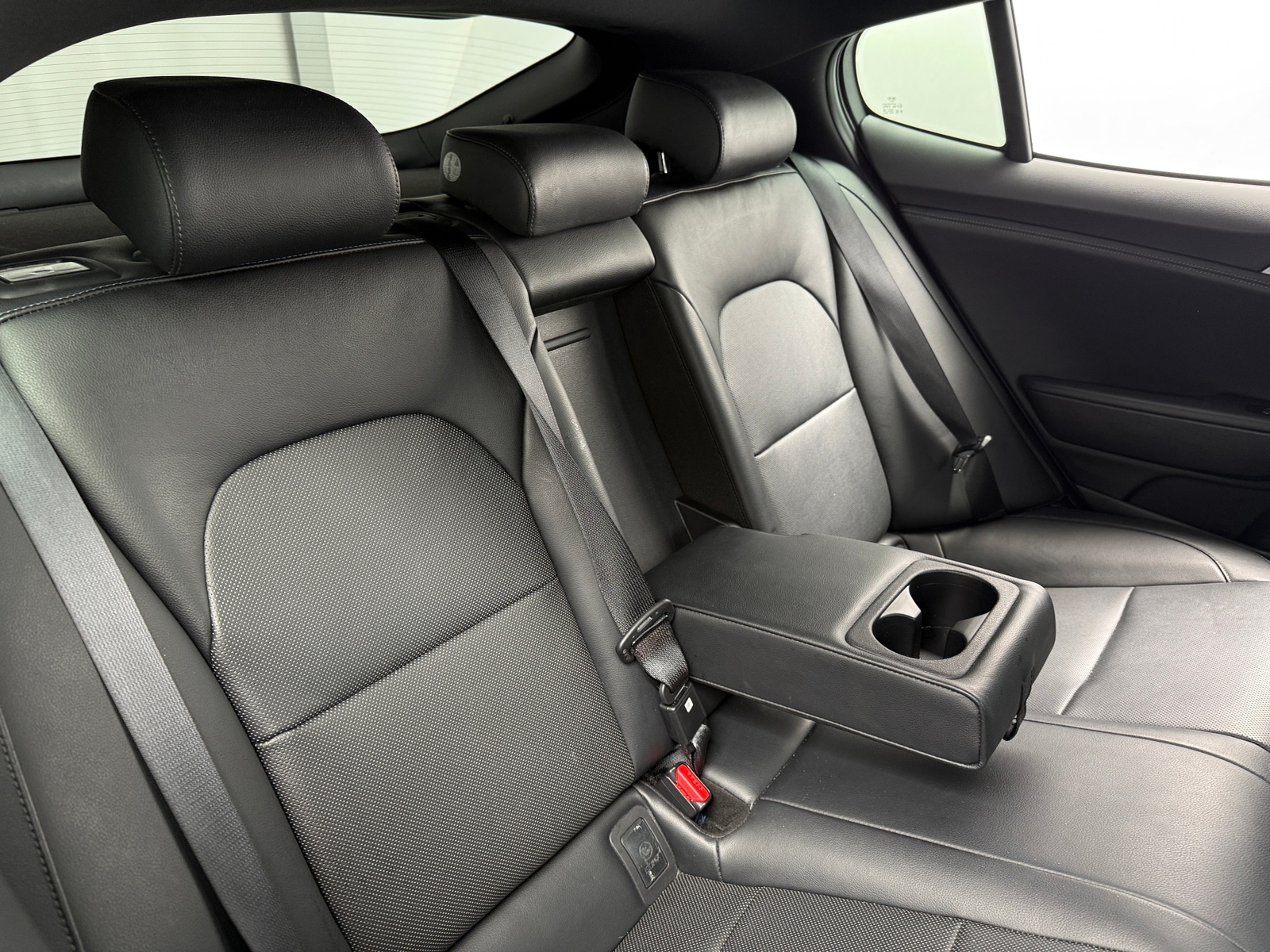 Thumbnail: 2019 Kia Stinger - 5